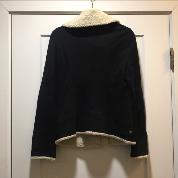 Express Shearling Jacket - Picture 2 of 2